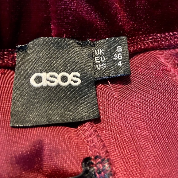 ASOS Red Velvet Leggings — Size 4 - Picture 5 of 5